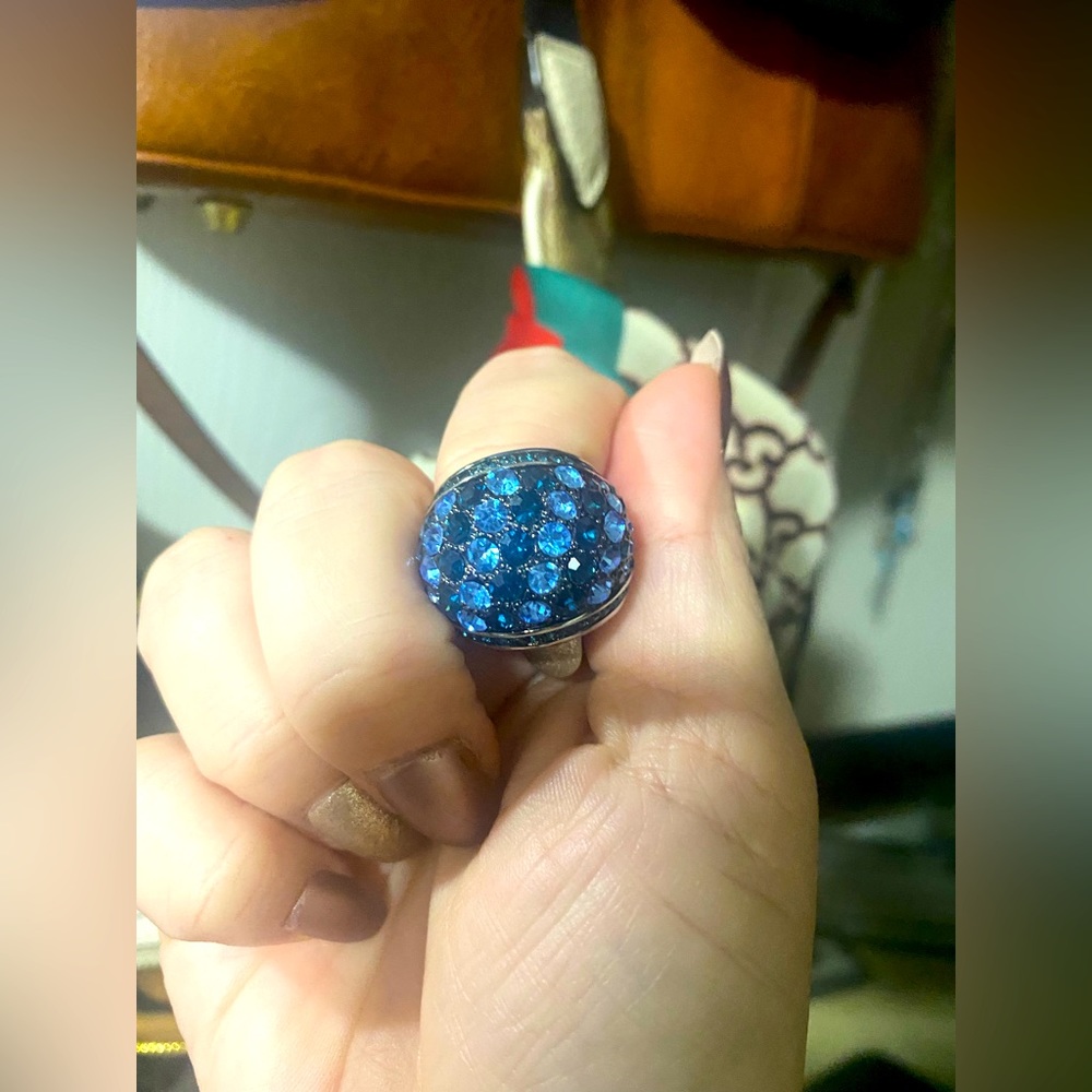 Womens Blue Rhinestone & Silver Ring size 6 or 6 &1/2